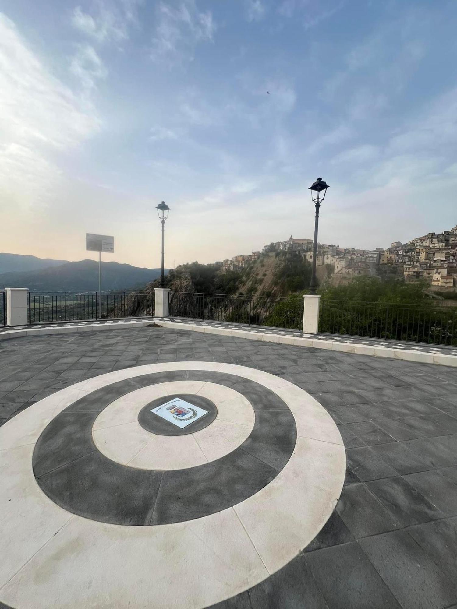 Casa Belvedere Motta Camastra Gole Alcantara מראה חיצוני תמונה
